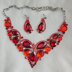 Elegant Red and Silver Necklace Set